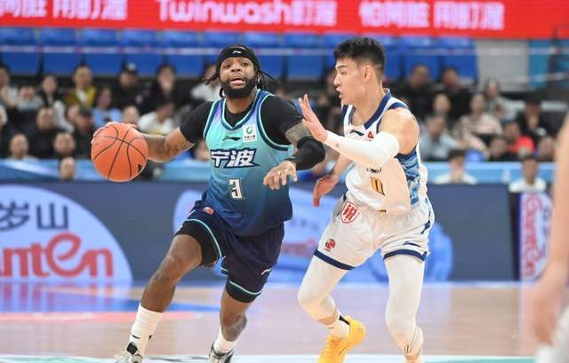 华体会网址-CBA排名大变天！广东升第二，2大黑马疯狂搅局，辽宁山西难兄难弟